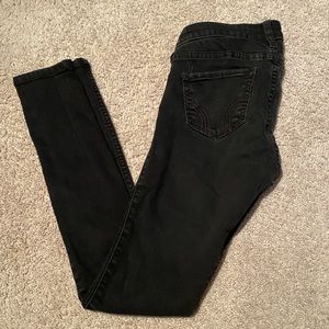 HOLLISTER BLACK SUPER SKINNY JEANS SIZE 1S [25]